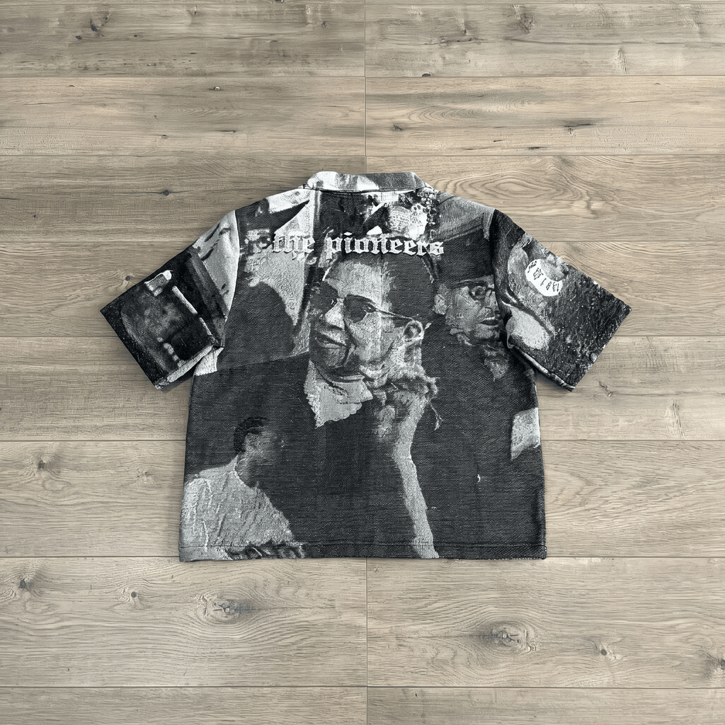 HERO TAPESTRY TEE