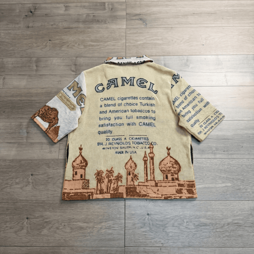 CAMEL TAPESTRY TEE