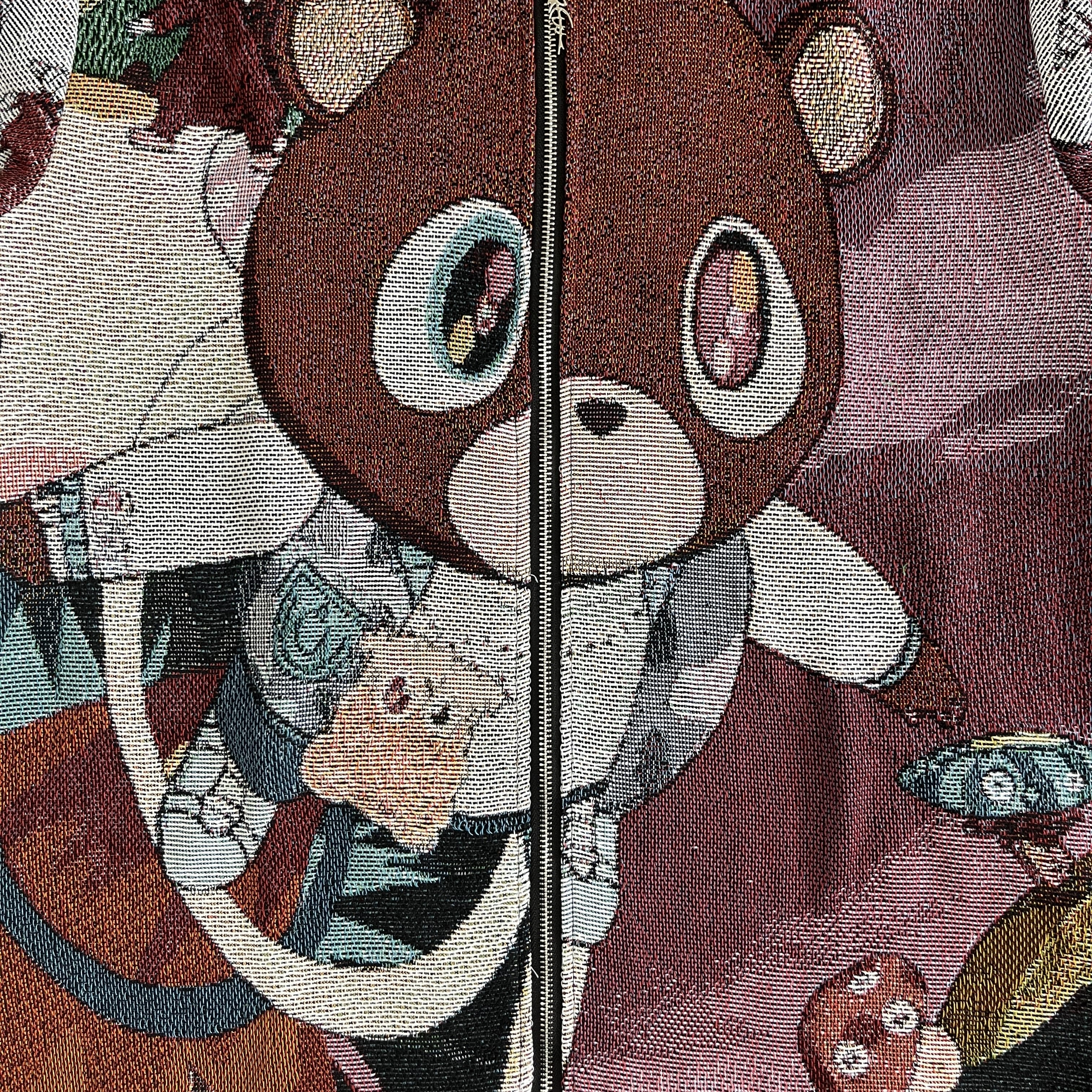 GRADUATION V3 TAPESTRY TEE