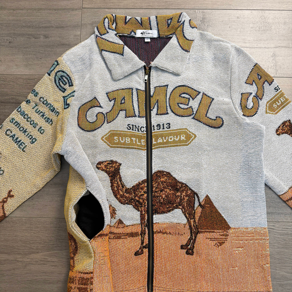 CAMEL TAPESTRY TEE