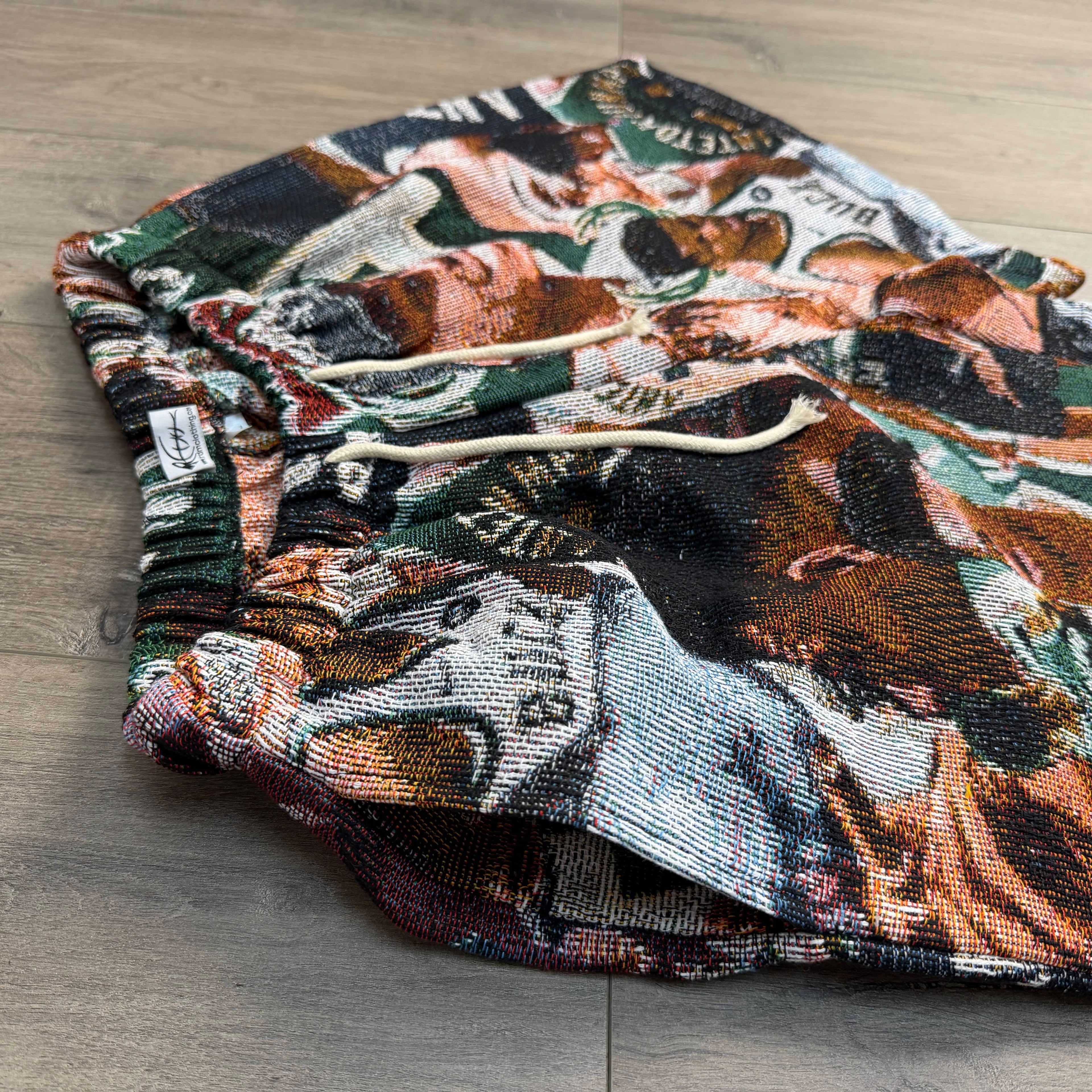 GIANNIS TAPESTRY SHORTS