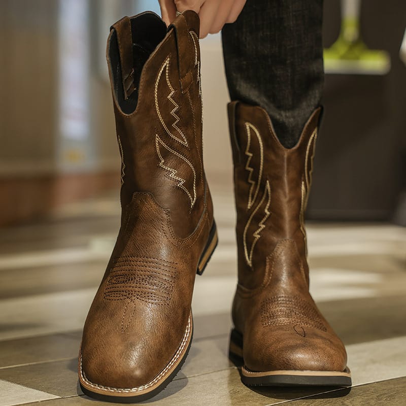 Ariat Men's Hybrid VentTEK Distressed Western Performance Boots-6005