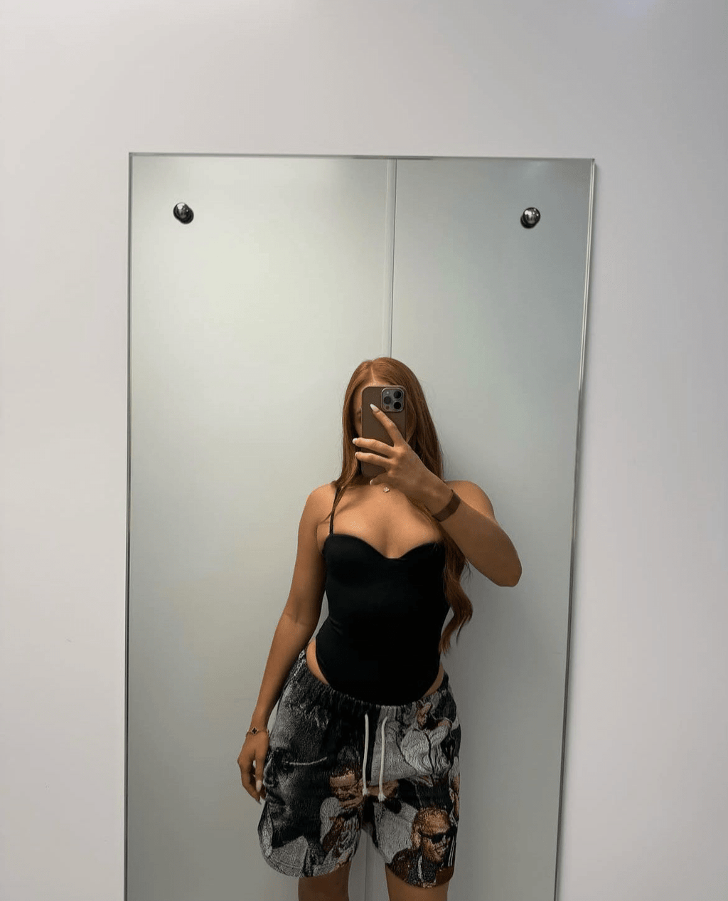 RDMCLOTHINGART tapestry hoodie CHRIS BROWN V2 TAPESTRY SHORTS