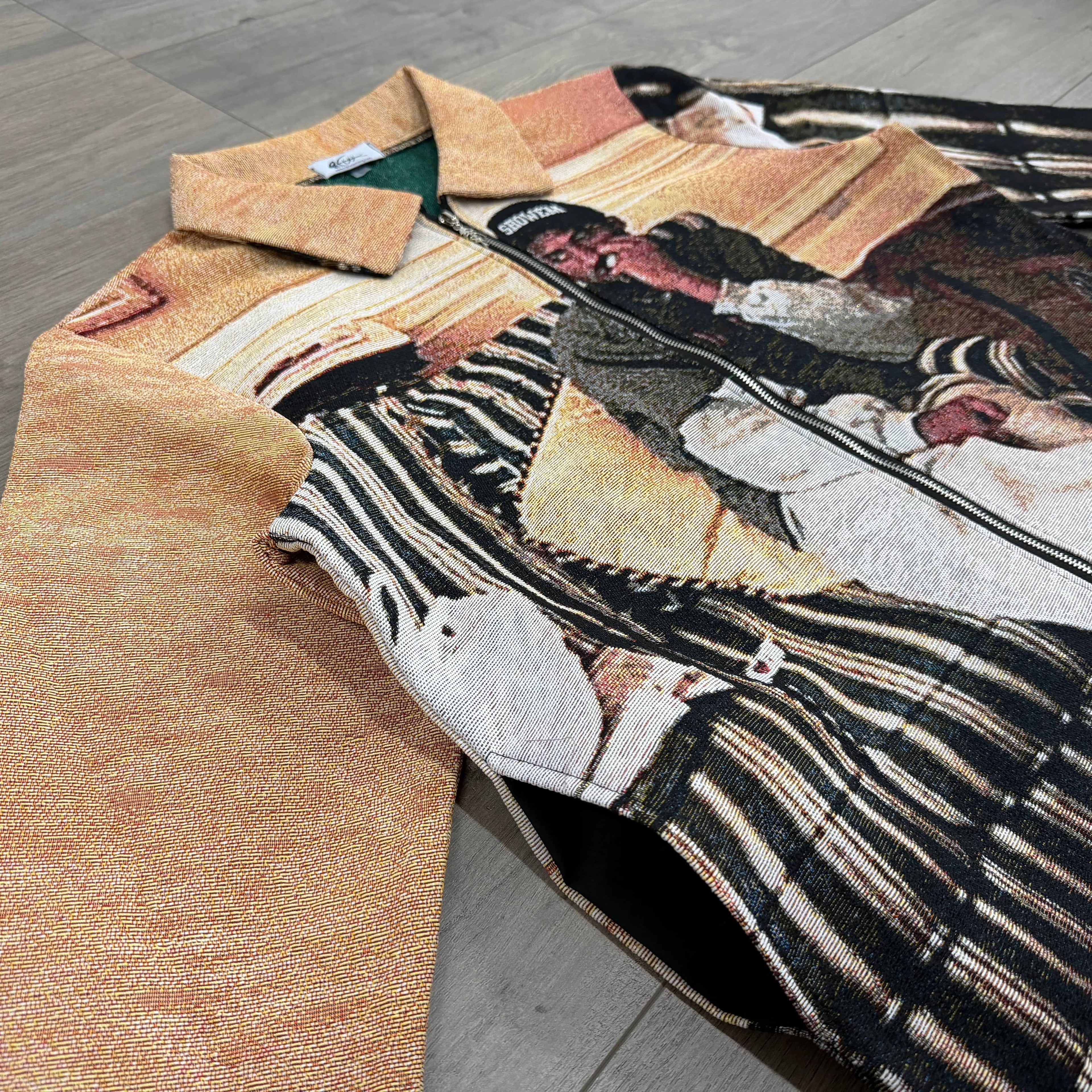 RDMCLOTHINGART tapestry hoodie MANBA SOFA TAPESTRY TEE